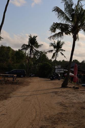 Balangan-Beach-Nusa-Dua-Bali-parking