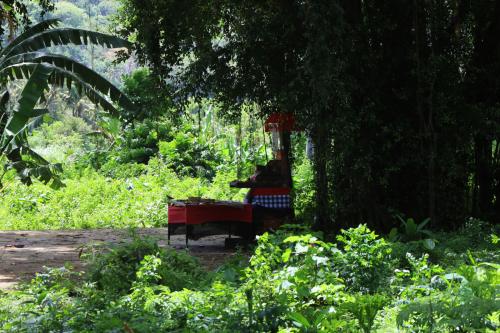 Bug-Bug-Beach-Bali-cementary