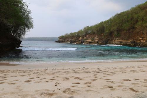 Pandan-Beach-Nusa-Penida-Ceningan-view
