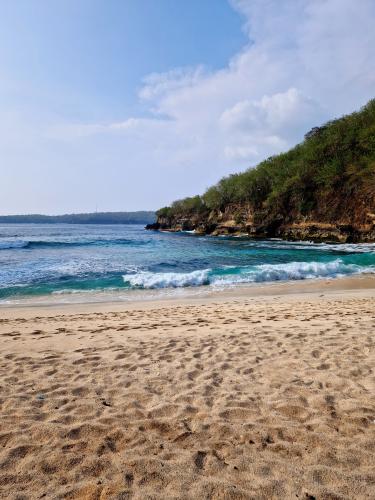 Pandan-Beach-Nusa-Penida